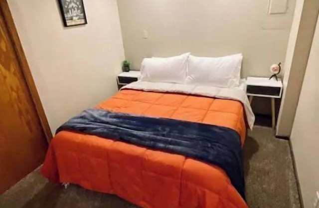 Cozy Studio minutes from Flathead Lake