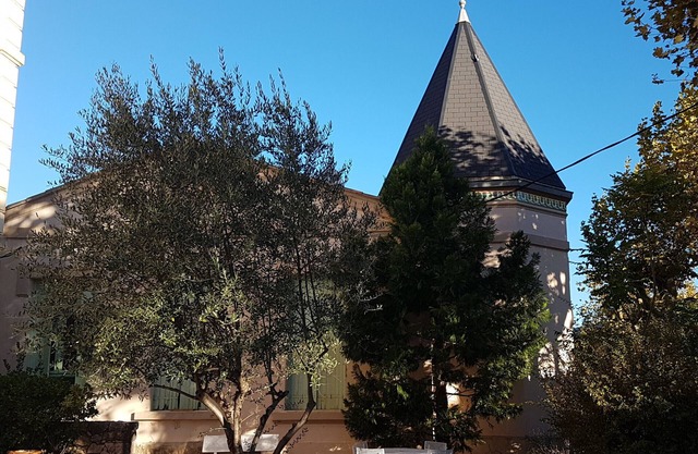 Cozy Studio with Balcony, Near Thermal Baths & Town Center, Pet-Friendly, Wi-Fi Included