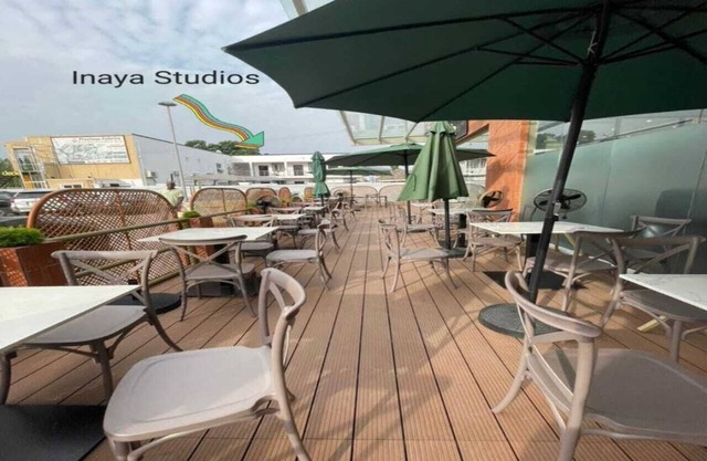 Cozy Studio with Pool & Gym!