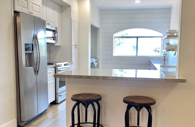 Cozy, upscale condo in McCormick Ranch, Scottsdale
