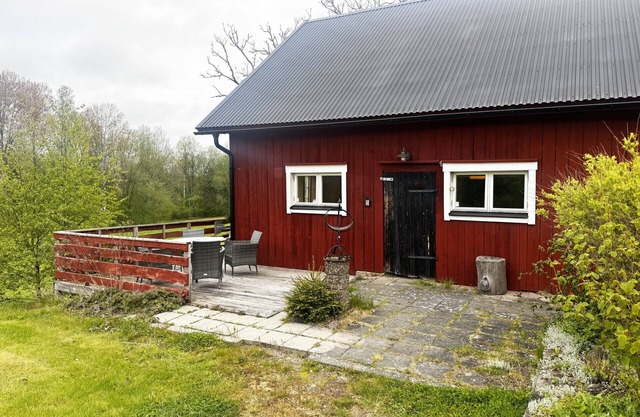Cozy wilderness apartment in Mellerud |SE17015