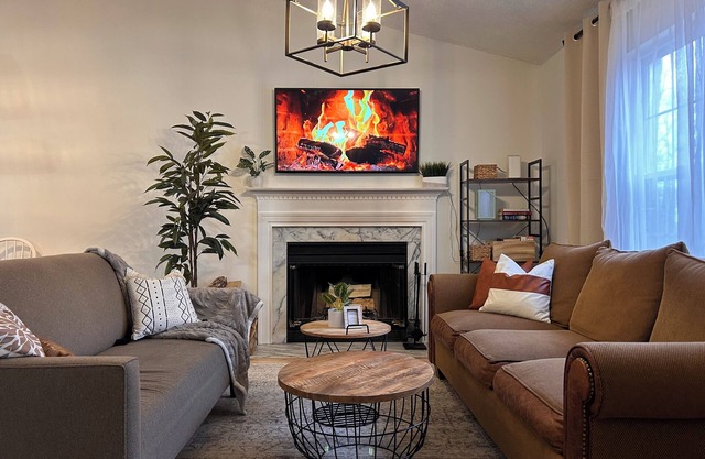 #CozyCleanCabin#HotTub#WoodStove#PetsOK#near BMLodge&Skyline D&Wineries