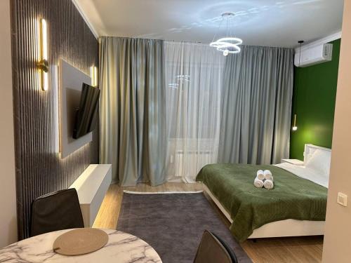 CozyStay Meridian