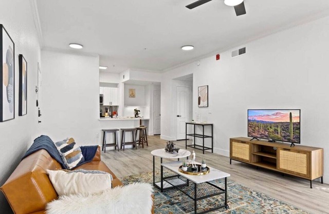 CozySuites Chandler 1BR with 2 pools + Jacuzzi 08