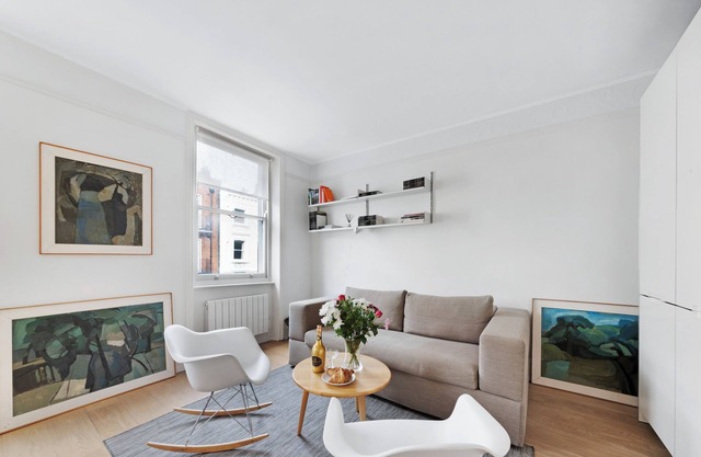 Crawford Street Apartment by MoreThanStays