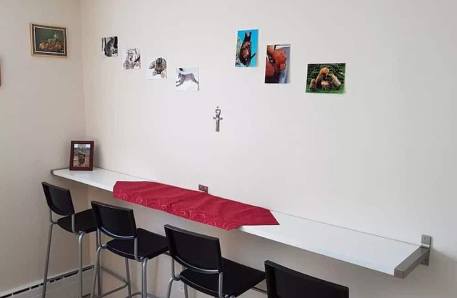 Crestview Guest House - Crestview House - Standard Room B12