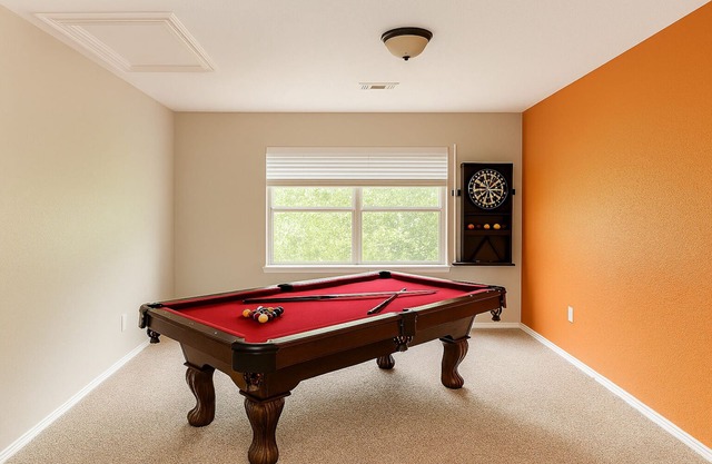 Crew Stay – Sleeps 16 | Work, Cook, Play & Relax