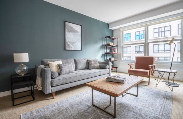 Crisp Penn Quarter 1BR w/Gym, Pool, Doorman, nr. Metro, by Blueground