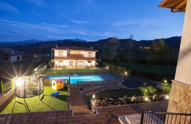 CUATROVISTES/duplex townhouse/4 + 2 seats/2 bedrooms