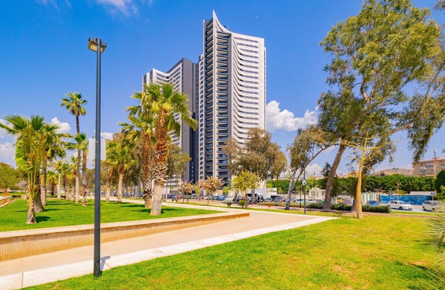 Cubo's Urban Sky Apartment Malaga View 17/urban/air conditioning/free wifi/community pool