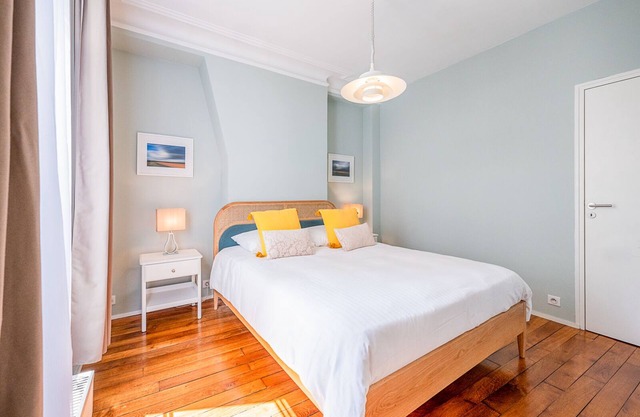 Cute and cozy apartment, quiet and bright