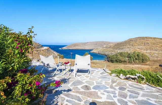 Cycladic house in Loutra, Kythnos