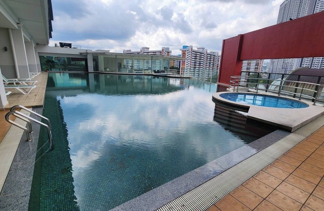 Désir Lustful KL #Jacuzzi #NFLX #Prjscn120" #TV65"