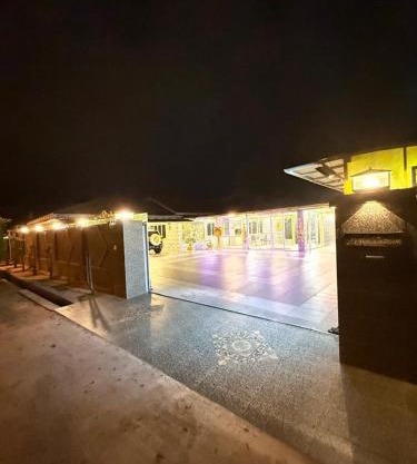 D Sri Villa
