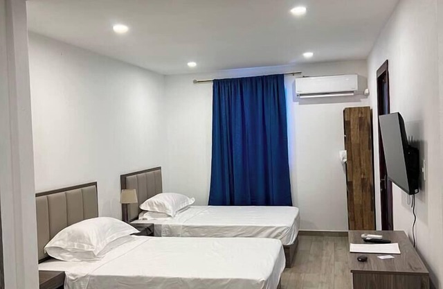 D&X Apartment-E | 2-Bed, Kitchen, AC, WiFi, TV