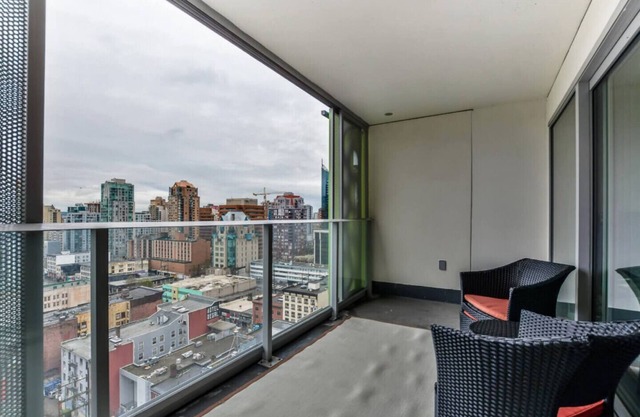D35 - 1 Bedroom Downtown