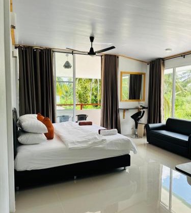 Dacha Thoddoo White Sand