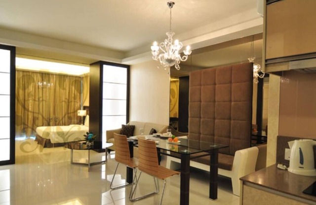 Damas Suites' Spacious 1 Bedroom Deluxe