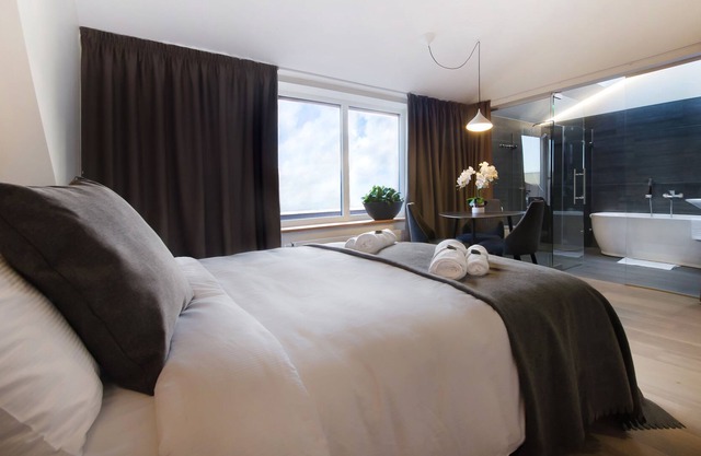 Dange Hotel