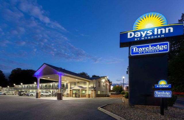 Days Inn by Wyndham Charles Town