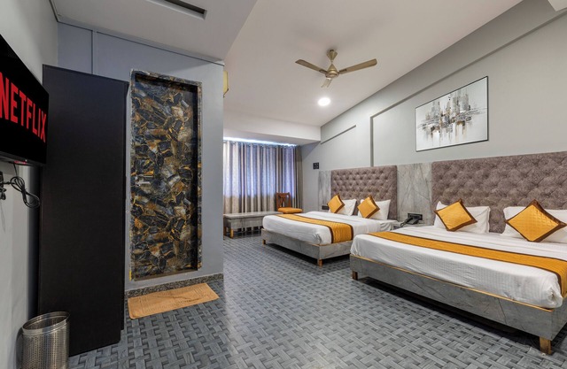 De Classico Hotel - Lokhandwala