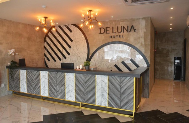 De Luna Hotel Sri Petaling