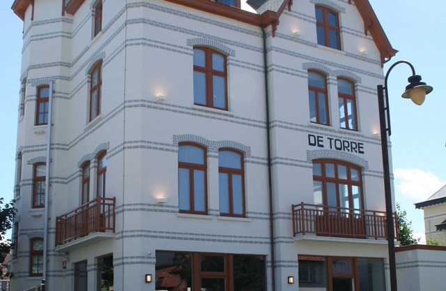 De Torre 1 - luxury 1-bedroom apartment in iconic building
