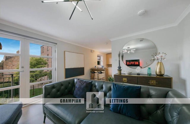 Dee Street Suite | Grampian Lettings