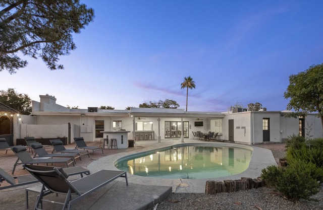 Delcoa | Free Heated Pool | Great For Groups