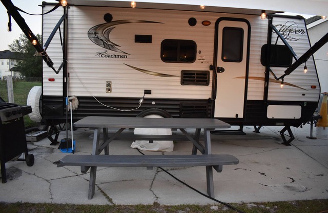 Delightful Travel Trailer 20 min from Orlando Intl Airport, 10 min from the lake
