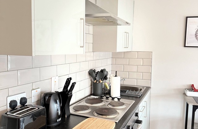 Deluxe apartment with WiFi in heart of Northampton Market Square