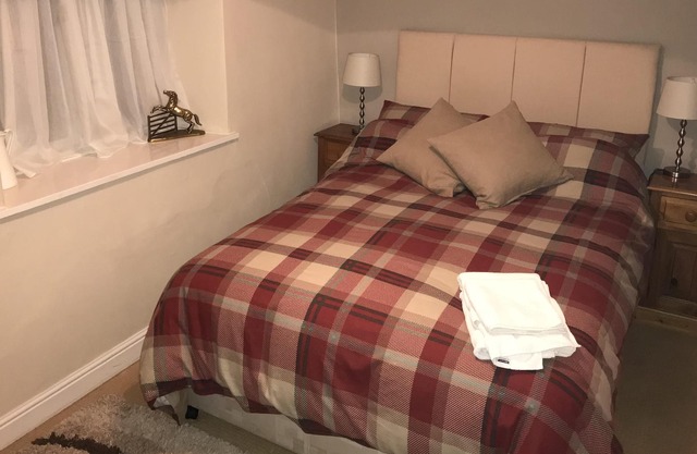 Deluxe-Double room-Ensuite with Shower
