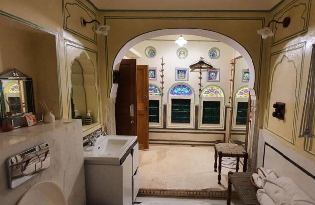 Deluxe Double Room with Bath