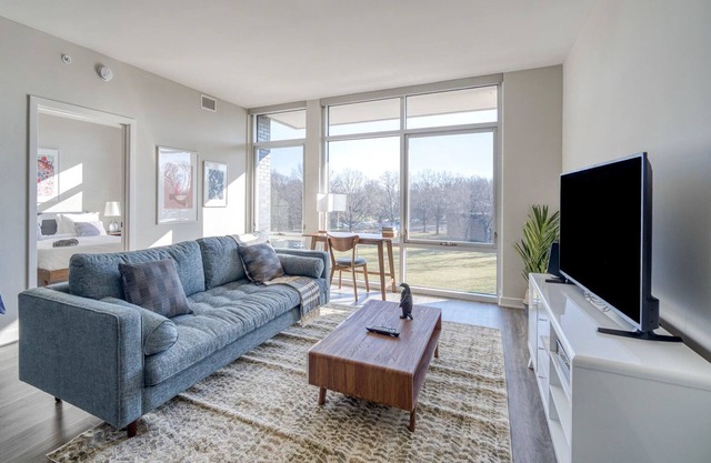 Deluxe Fairfax 1BR w/Elevator & Pool, nr Bus Stops, by Blueground