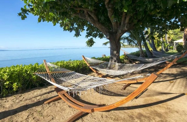 Deluxe Family Room: Spacious Garden Views, Comfort for All at Hotel Molokai