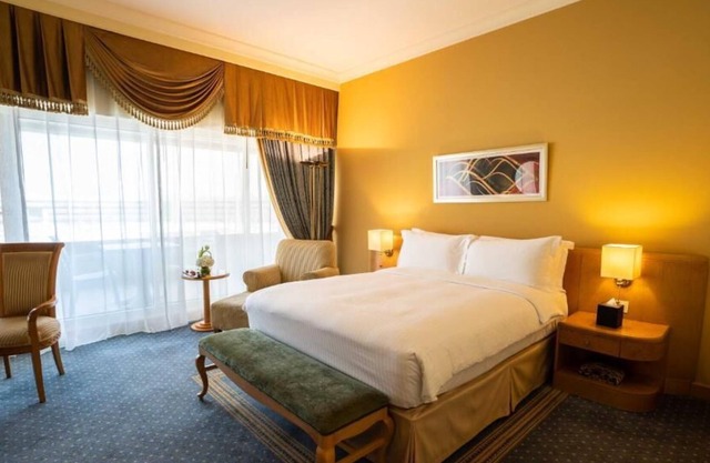 Deluxe Room Near Abu Dhabi Ladies Club.