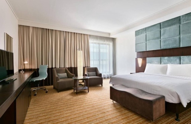 Deluxe Room Near The Souk Qaryat Al Beri