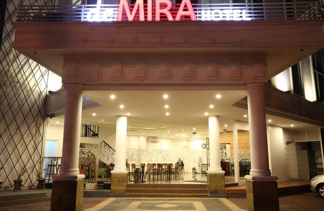 DeMira Hotel
