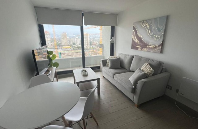 Departamento entero, cerca Plaza Egaña, Estacionamiento gratis