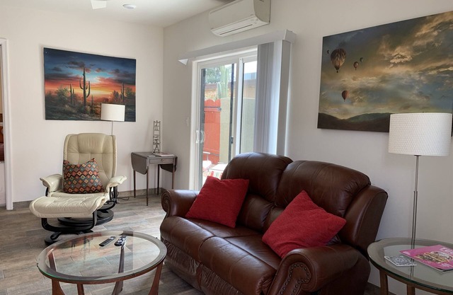 Desert Morada Casita P 1 BED 1 BATH Dog ONLY! max 2-NO OTHER PETS