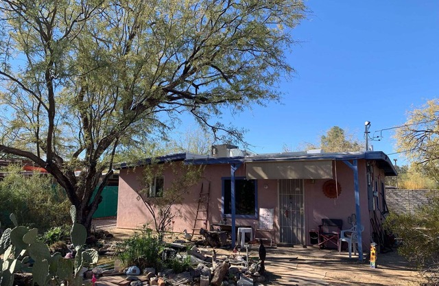 Desert Oasis in the City - entire house with private yard