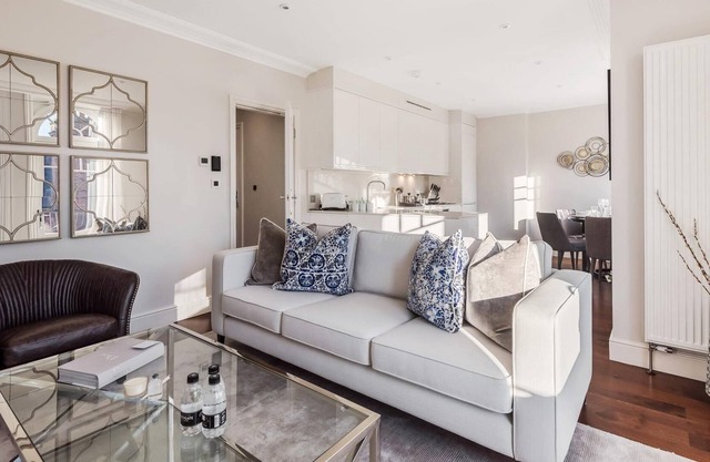 Designer 3 Bed Apartment with Balcony - 140