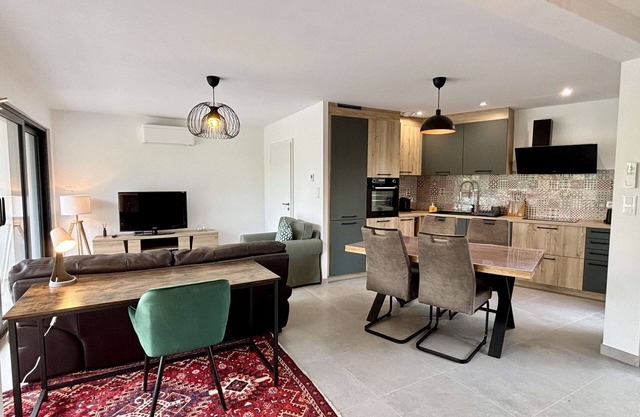 Designer flat with lovely terrace!