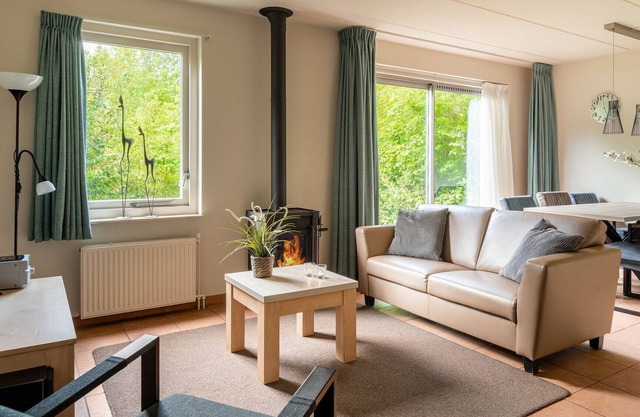 Detached bungalow for 6 persons