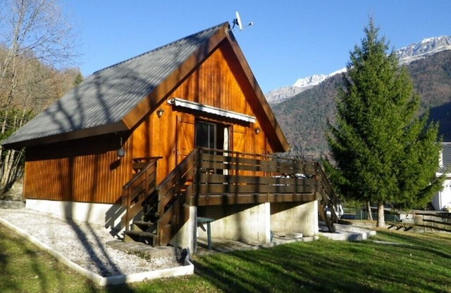 Detached chalet on very nice plot