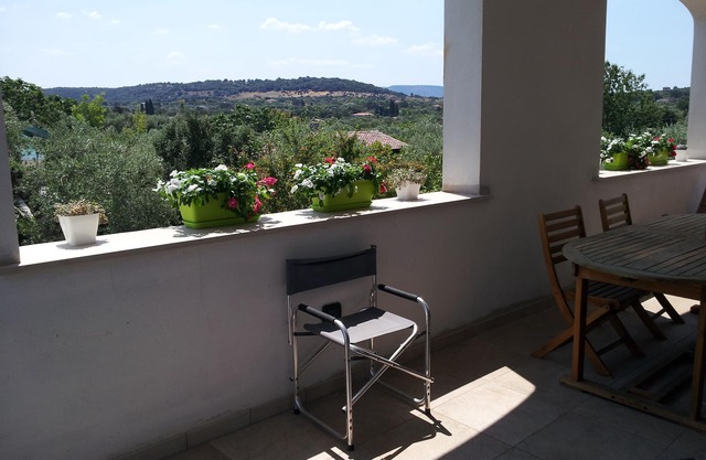 Detached country house, sea4km, TOURIST RENTAL. CIN IT090003C2000P4531