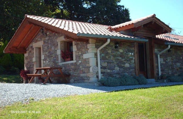 Detached house 3Km from the village
