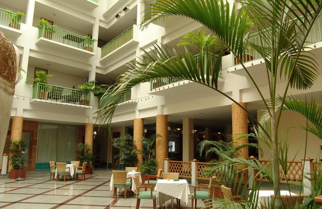 Dhevaraj Hotel