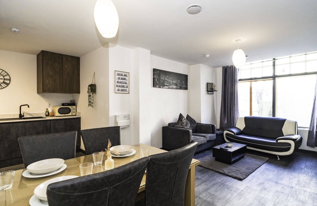 Di's Residence - ground floor apartment