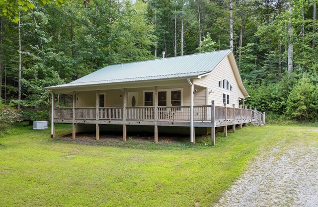 Diane's Dream - private on small creek